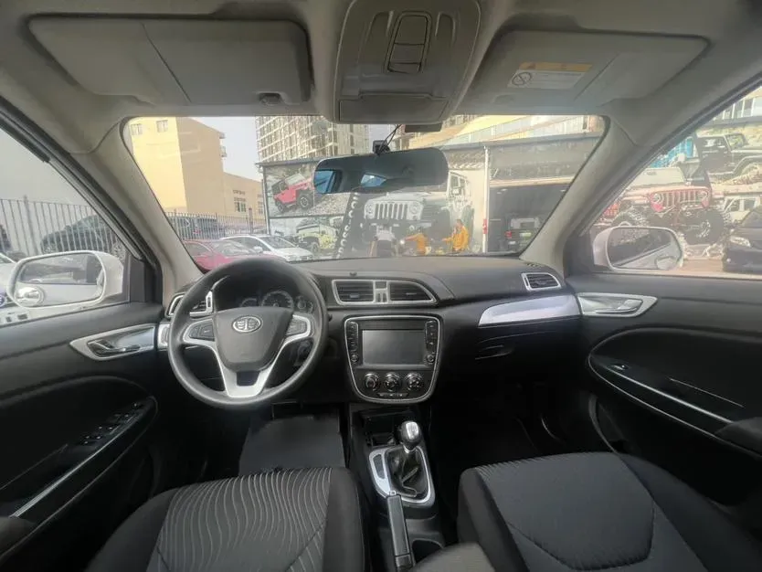 2015 FAW Jumpal D60 1.5L 102HP L4 5MT,autocango,china used car exporter,china ev exporter,chinese used car exporter,chinese used ev exporter