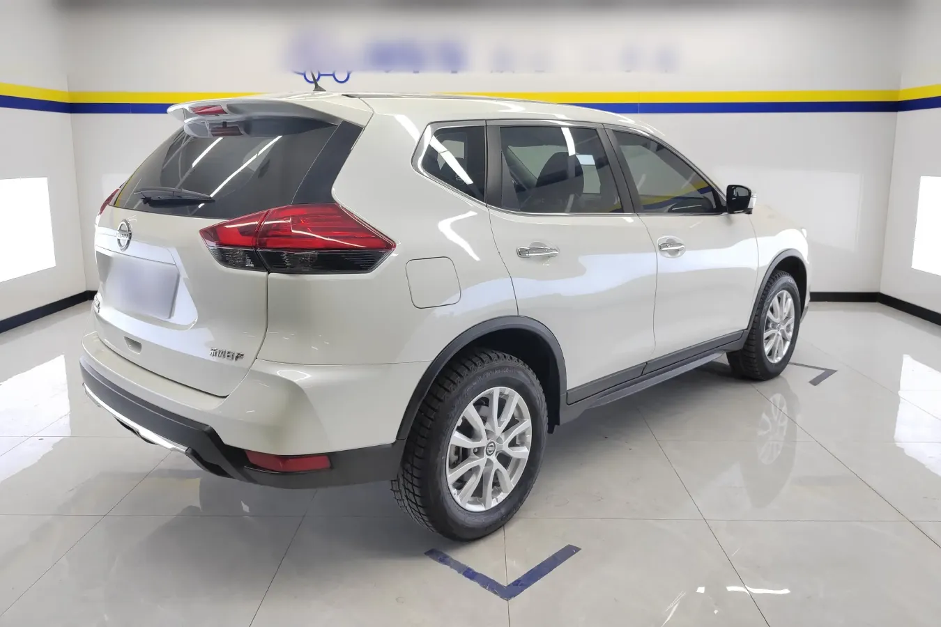 2022 Nissan X-Trail 2.0L 151HP L4 CVT,autocango,china used car exporter,china ev exporter,chinese used car exporter,chinese used ev exporter