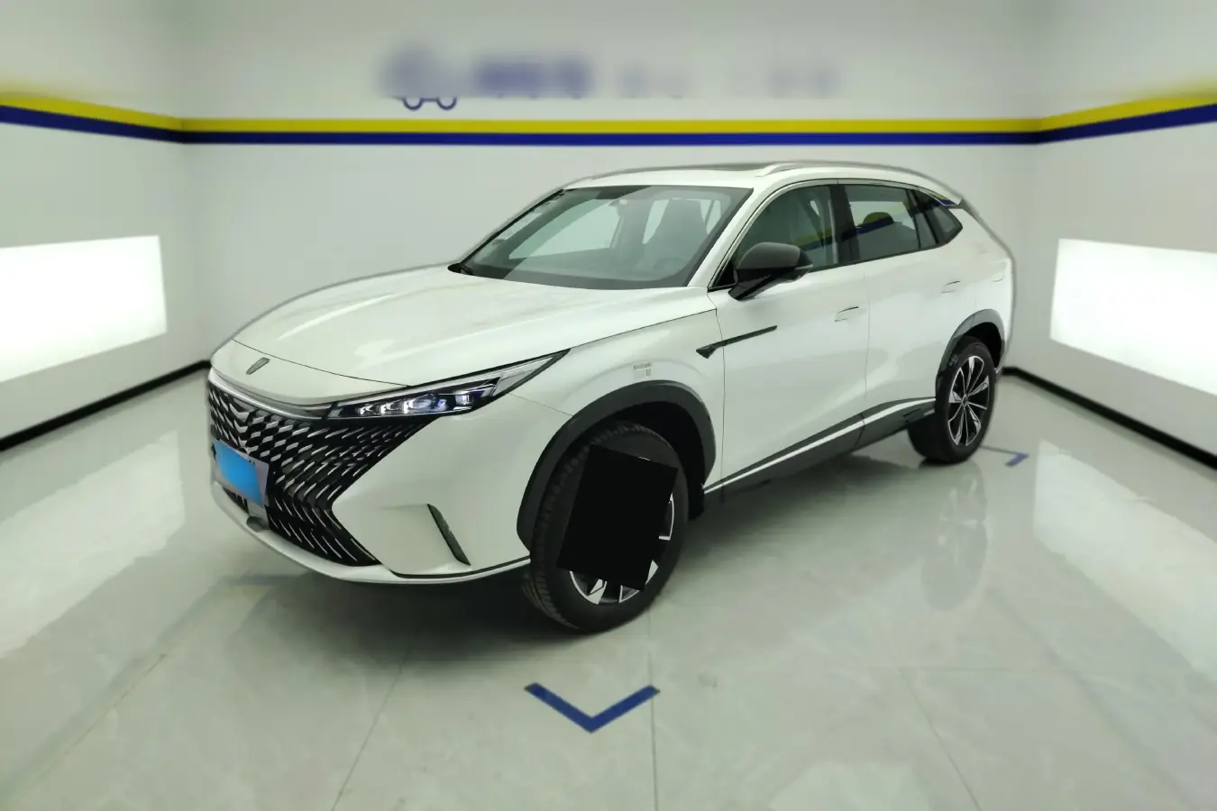 2023 Roewe RX5 1.5T 188HP L4 AMT PHEV 12.3KWH