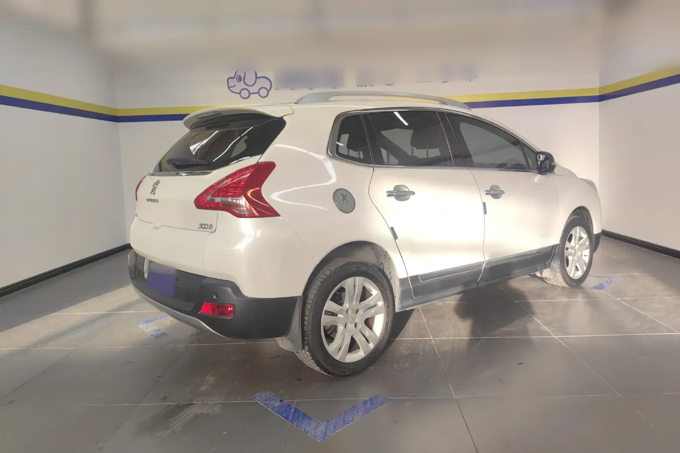 2015 Peugeot 3008 2.0L 147HP L4 5MT,autocango,china used car exporter,china ev exporter,chinese used car exporter,chinese used ev exporter