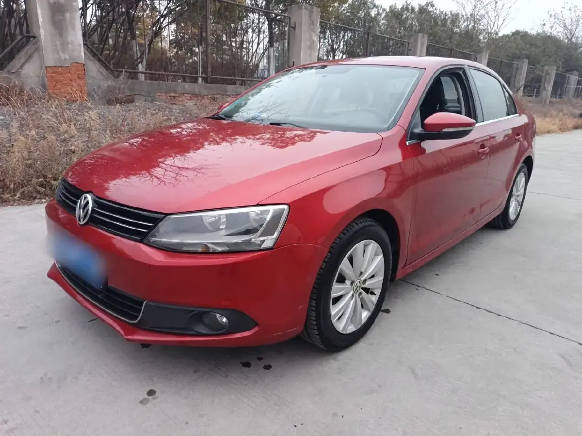 2014 Volkswagen Sagitar 1.6L 105HP L4 6AT
