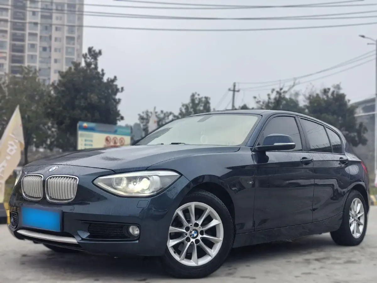2013 BMW 1 Series 1.6T 136HP L4 8AT