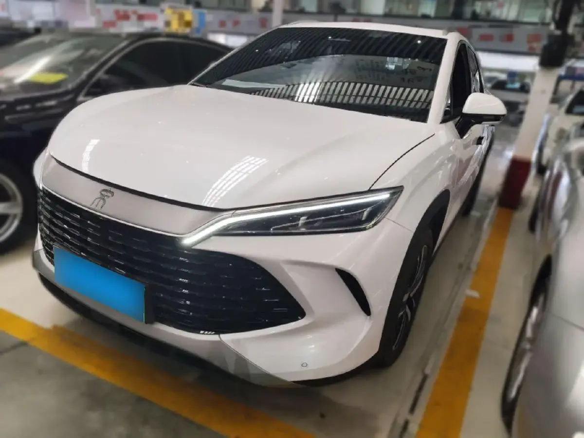 2024 BYD SongL DM-i 1.5L 101HP L4 E-CVT PHEV 18.3KWH