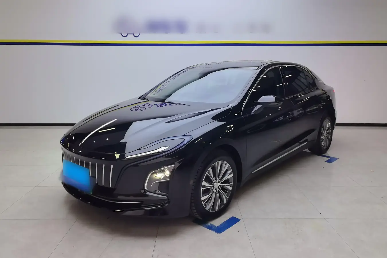 2022 HongQi E-QM5 BEV 54KWH