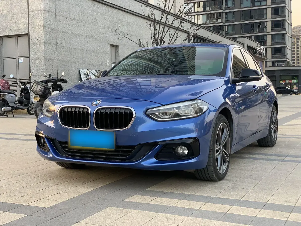 2018 BMW 1 Series 1.5T 136HP L3 6AT