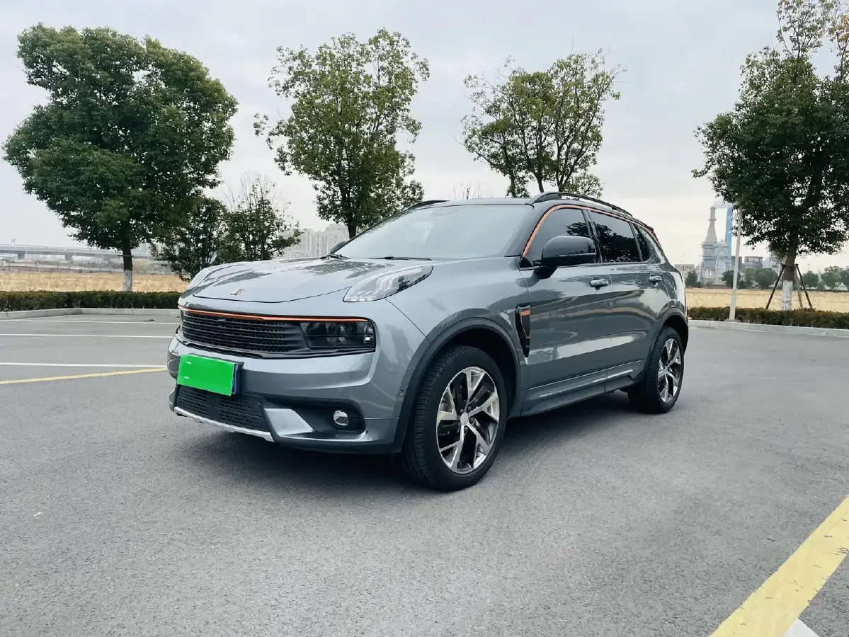 2017 LYNK&CO 01 2.0T 190HP L4 7DCT