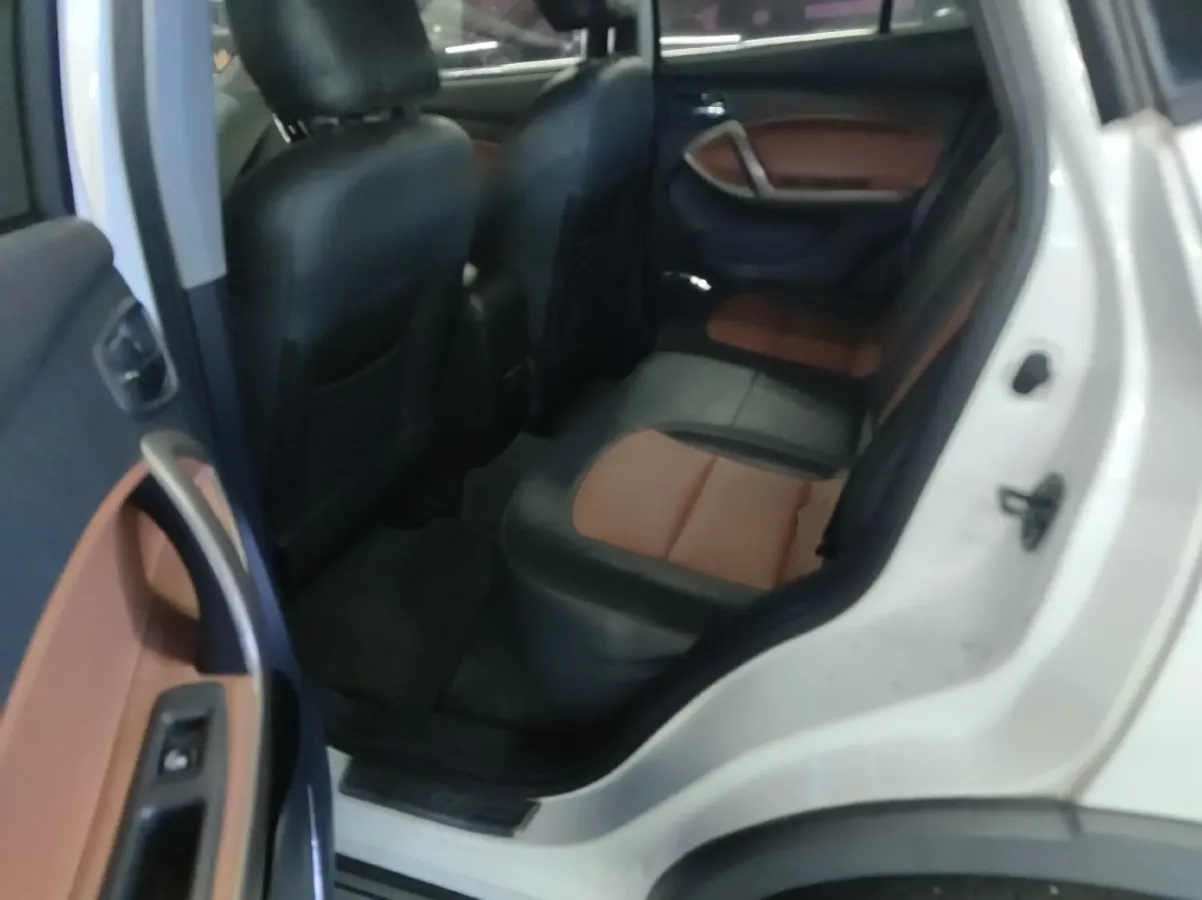 2015 HaiMa S5 1.5T 163HP L4 CVT,autocango,china used car exporter,china ev exporter,chinese used car exporter,chinese used ev exporter