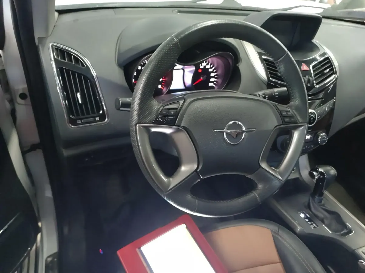 2015 HaiMa S5 1.5T 163HP L4 CVT,autocango,china used car exporter,china ev exporter,chinese used car exporter,chinese used ev exporter