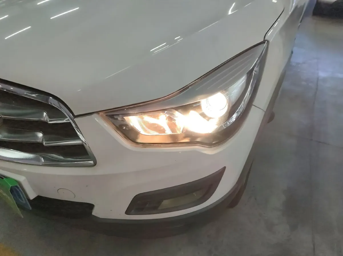 2015 HaiMa S5 1.5T 163HP L4 CVT,autocango,china used car exporter,china ev exporter,chinese used car exporter,chinese used ev exporter