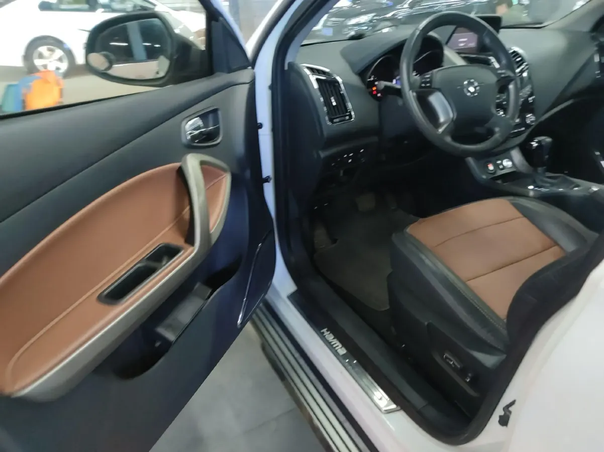 2015 HaiMa S5 1.5T 163HP L4 CVT,autocango,china used car exporter,china ev exporter,chinese used car exporter,chinese used ev exporter