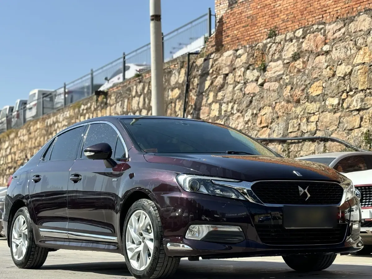 2015 DS 5LS 1.6T 163HP L4 6AT,autocango,china used car exporter,china ev exporter,chinese used car exporter,chinese used ev exporter