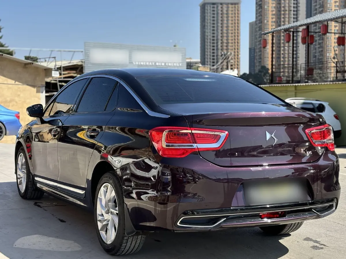 2015 DS 5LS 1.6T 163HP L4 6AT,autocango,china used car exporter,china ev exporter,chinese used car exporter,chinese used ev exporter