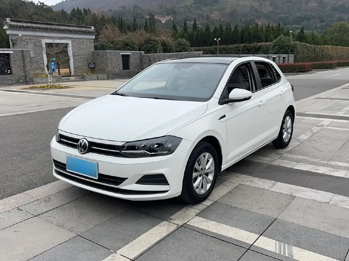 2019 Volkswagen Polo 1.5L 113HP L4 6AT