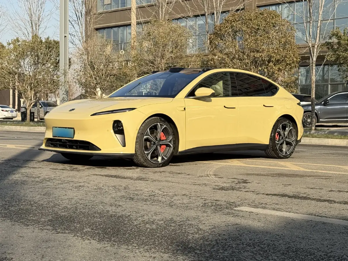 2022 NIO ET5 BEV 75KWH