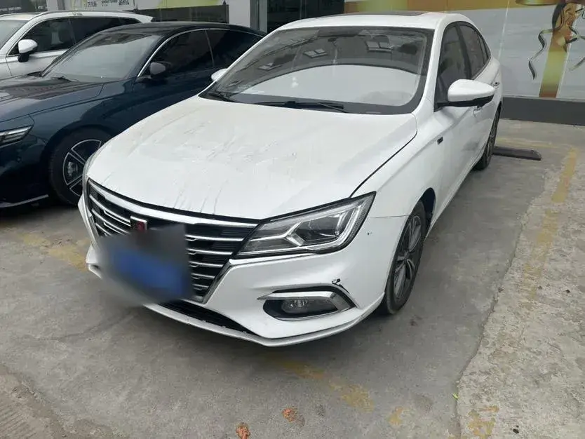 2019 Roewe i5 1.5L 120HP L4 CVT