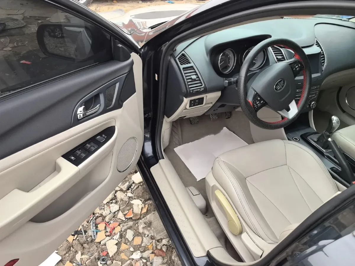 2013 Bestune B50 1.6L 103HP L4 5MT,autocango,china used car exporter,china ev exporter,chinese used car exporter,chinese used ev exporter