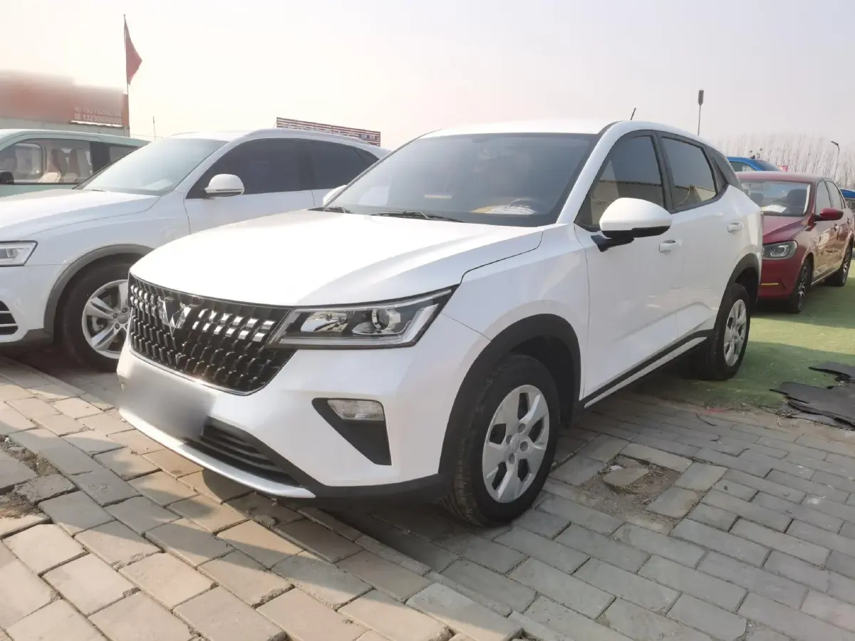 2022 WuLing XingChi 1.5L 99HP L4 6MT