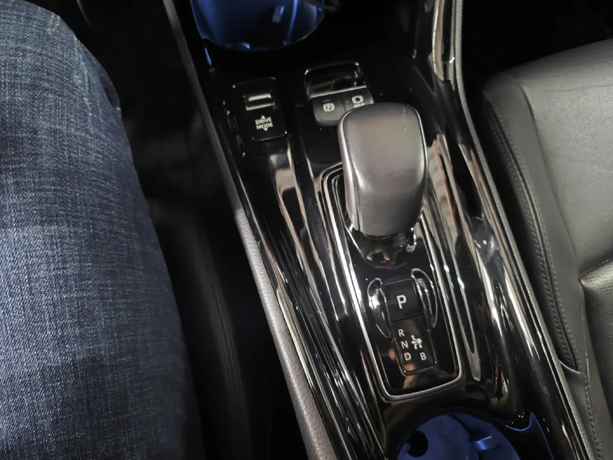 2020 Toyota Izoa E BEV 54.3KWH,autocango,china used car exporter,china ev exporter,chinese used car exporter,chinese used ev exporter