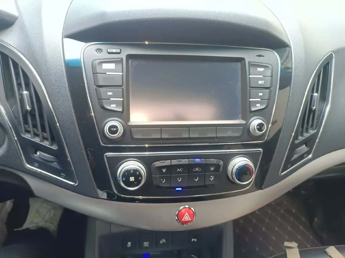 2014 JAC Refine S5 2.0T 177HP L4 6MT,autocango,china used car exporter,china ev exporter,chinese used car exporter,chinese used ev exporter