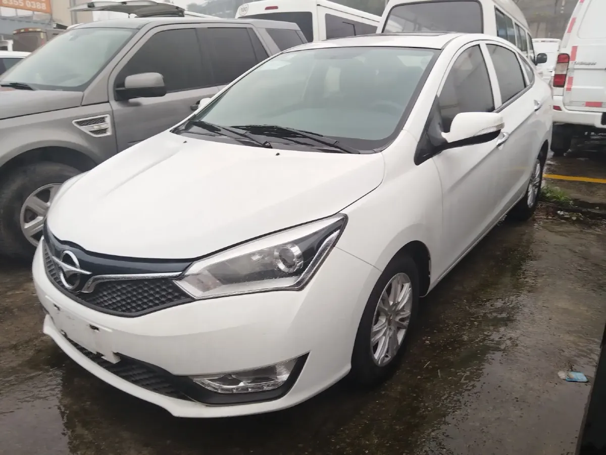 2017 HaiMa M3 1.5L 112HP L4 5MT,autocango,china used car exporter,china ev exporter,chinese used car exporter,chinese used ev exporter