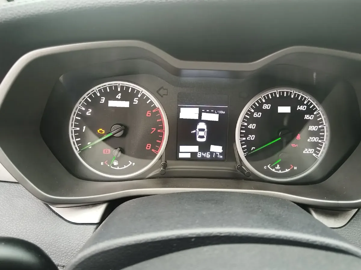 2017 HaiMa M3 1.5L 112HP L4 5MT,autocango,china used car exporter,china ev exporter,chinese used car exporter,chinese used ev exporter