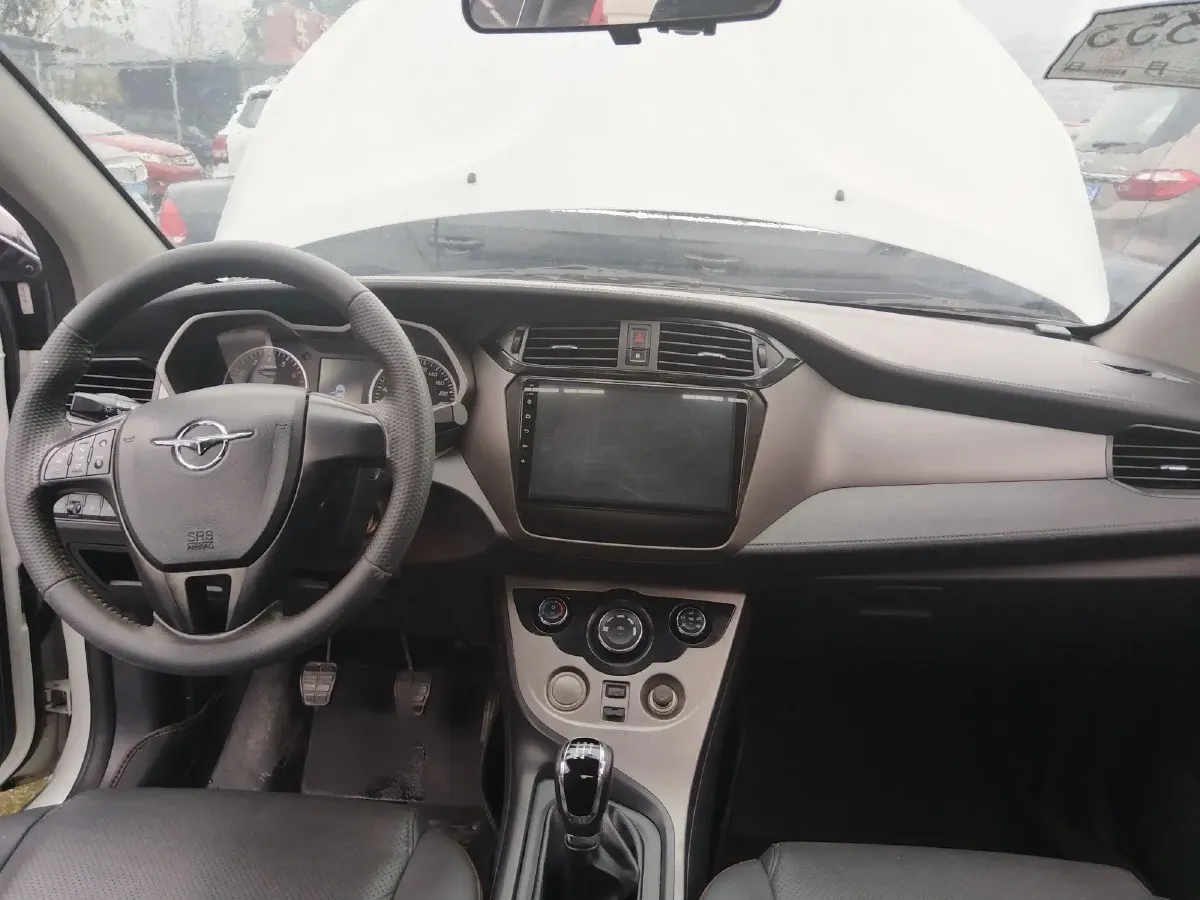 2017 HaiMa M3 1.5L 112HP L4 5MT,autocango,china used car exporter,china ev exporter,chinese used car exporter,chinese used ev exporter