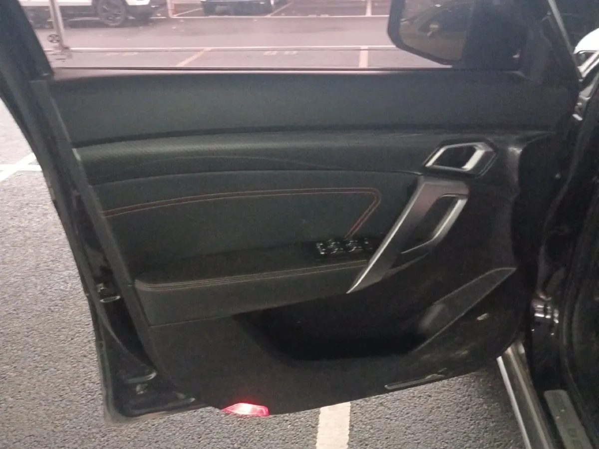 2018 BeiJing BJ20 1.5T 150HP L4 6MT,autocango,china used car exporter,china ev exporter,chinese used car exporter,chinese used ev exporter