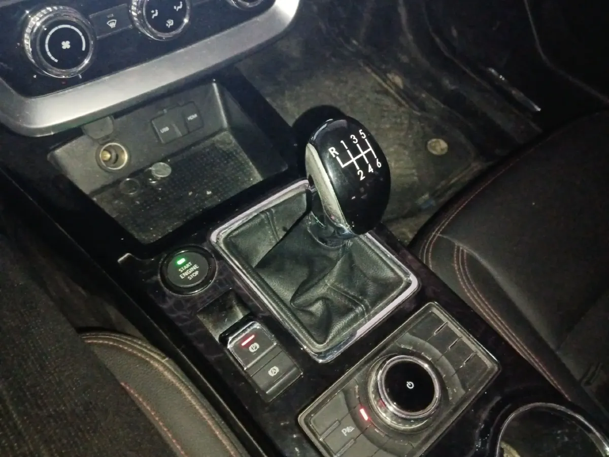 2018 BeiJing BJ20 1.5T 150HP L4 6MT,autocango,china used car exporter,china ev exporter,chinese used car exporter,chinese used ev exporter