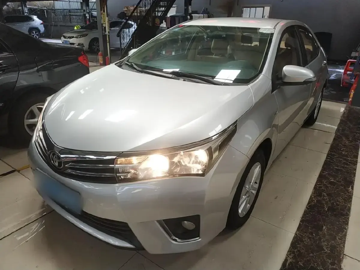 2014 Toyota Corolla 1.6L 122HP L4 5MT