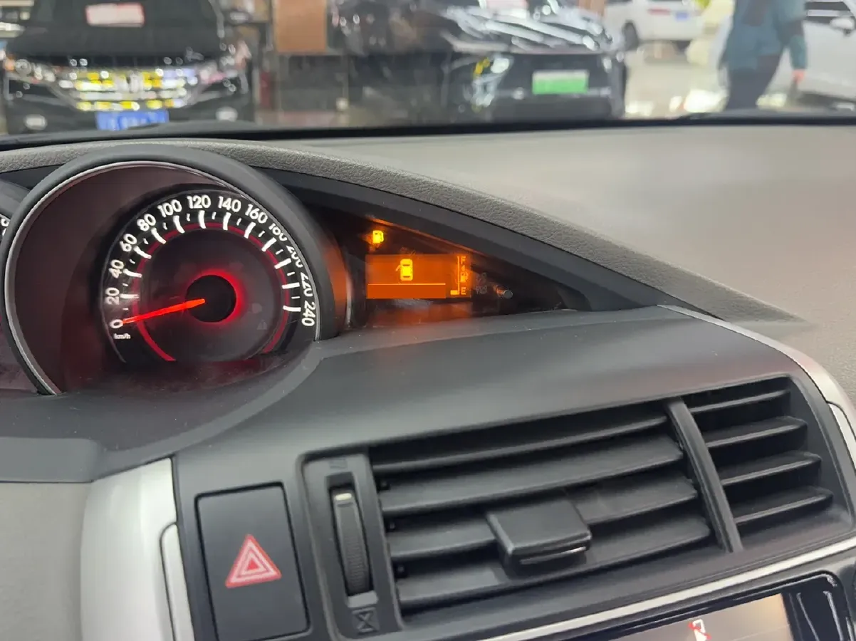 2015 Toyota Verso 1.8L 140HP L4 CVT,autocango,china used car exporter,china ev exporter,chinese used car exporter,chinese used ev exporter