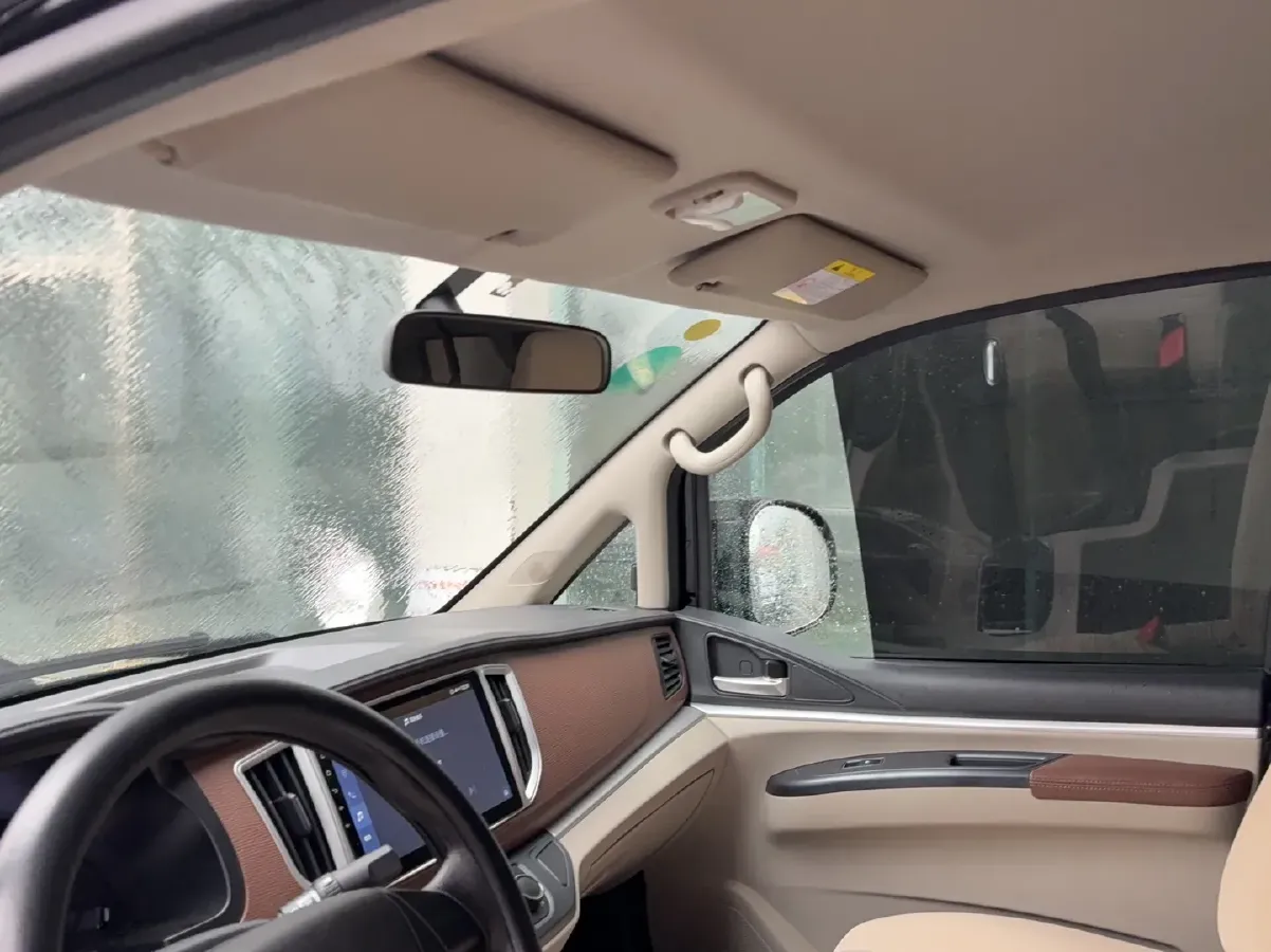 2020 DongFeng Forthing LingZhi 1.6L 122HP L4 5MT,autocango,china used car exporter,china ev exporter,chinese used car exporter,chinese used ev exporter