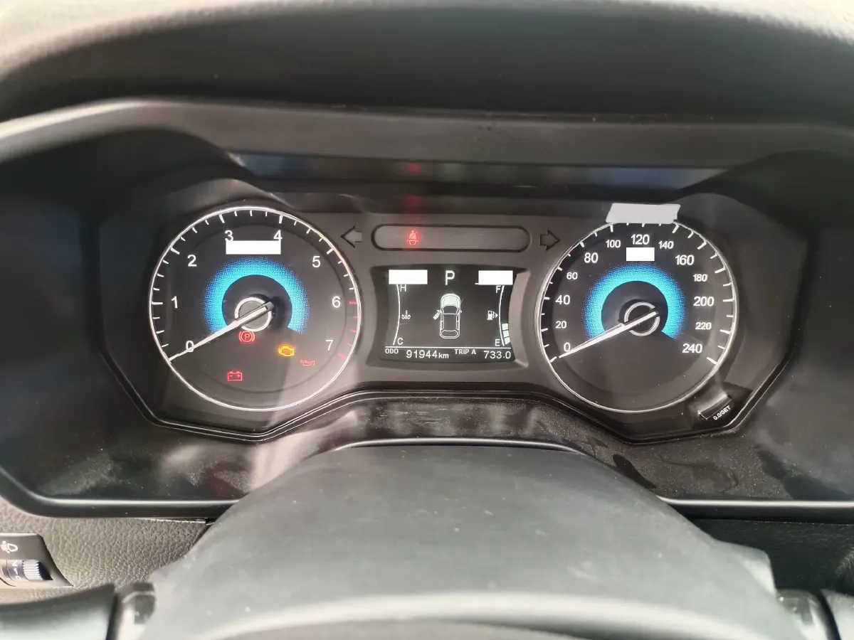 2017 DongFeng Fengon Fengon 580 1.5T 150HP L4 CVT,autocango,china used car exporter,china ev exporter,chinese used car exporter,chinese used ev exporter