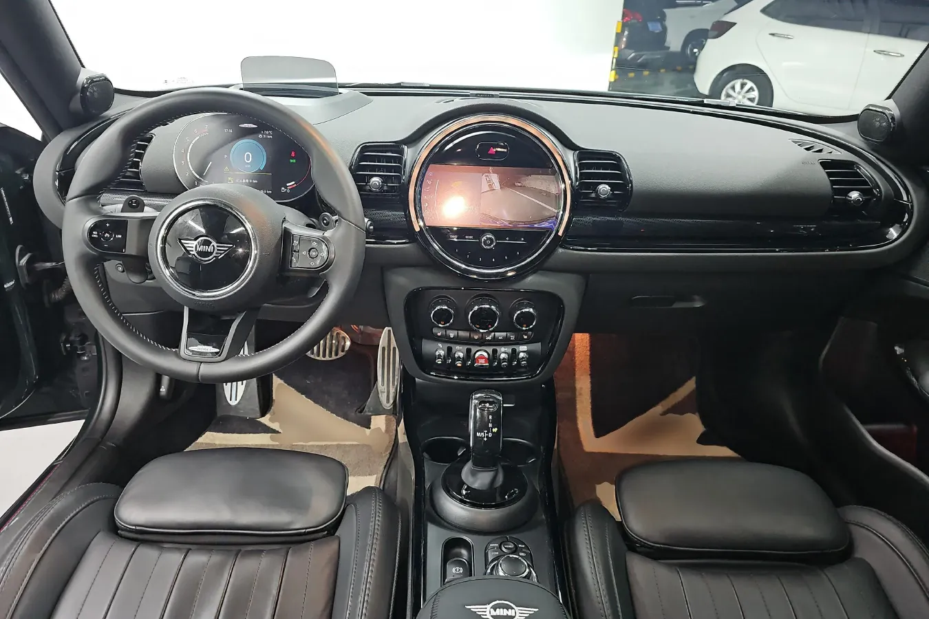 2023 MINI JCW CLUBMAN 2.0T 272HP L4 8AT,autocango,china used car exporter,china ev exporter,chinese used car exporter,chinese used ev exporter