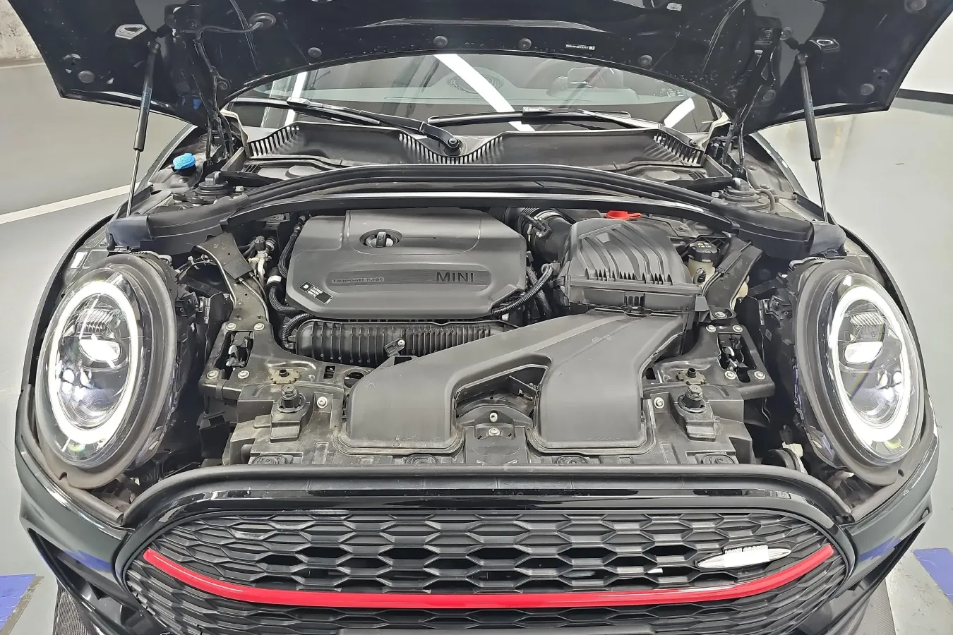 2023 MINI JCW CLUBMAN 2.0T 272HP L4 8AT,autocango,china used car exporter,china ev exporter,chinese used car exporter,chinese used ev exporter