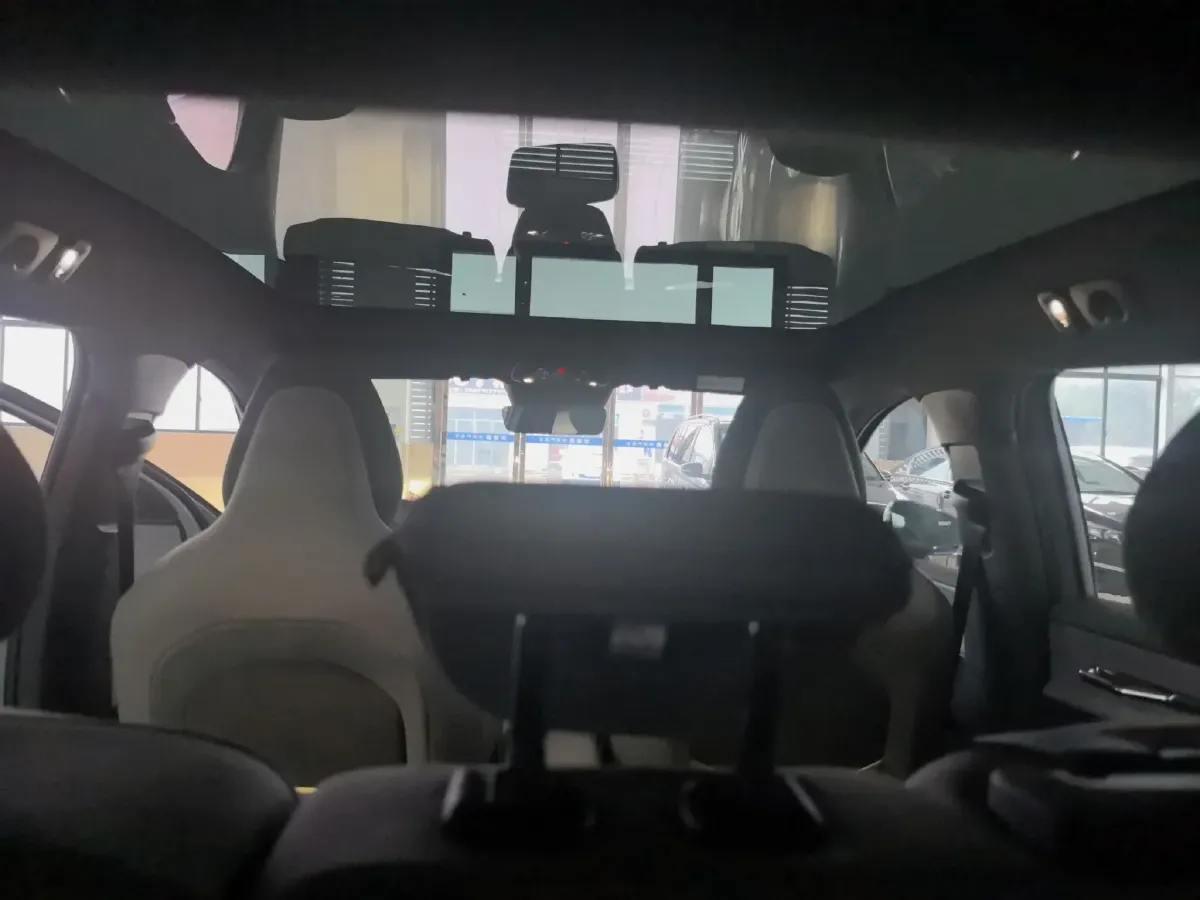 2025 Volvo EX30 BEV 66KWH,autocango,china used car exporter,china ev exporter,chinese used car exporter,chinese used ev exporter