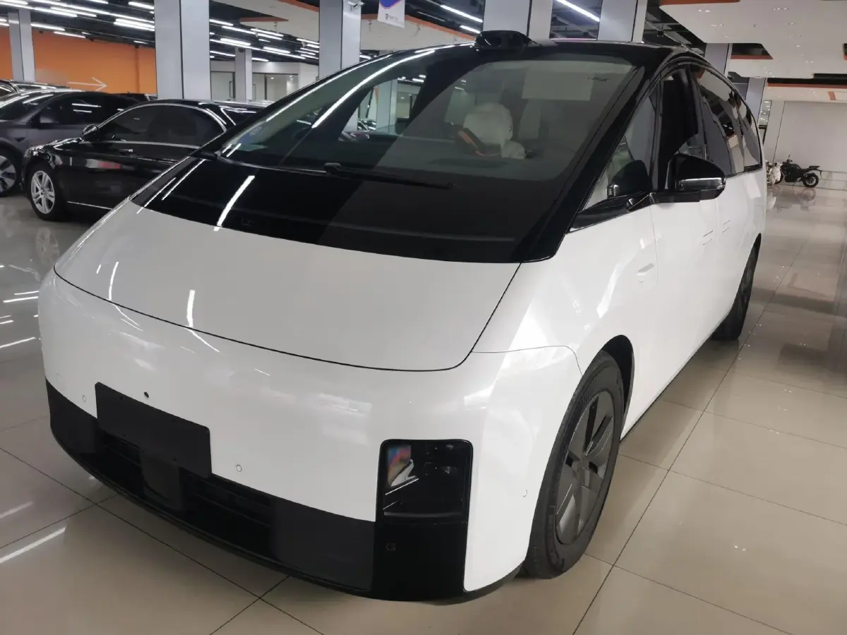 2024 Li MEGA BEV 102.7KWH