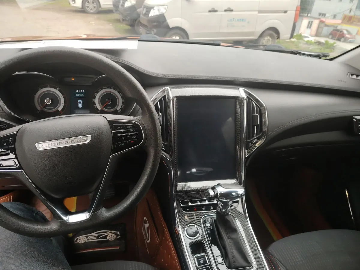 2017 Leopaard CS9 1.5L 113HP L4 CVT,autocango,china used car exporter,china ev exporter,chinese used car exporter,chinese used ev exporter