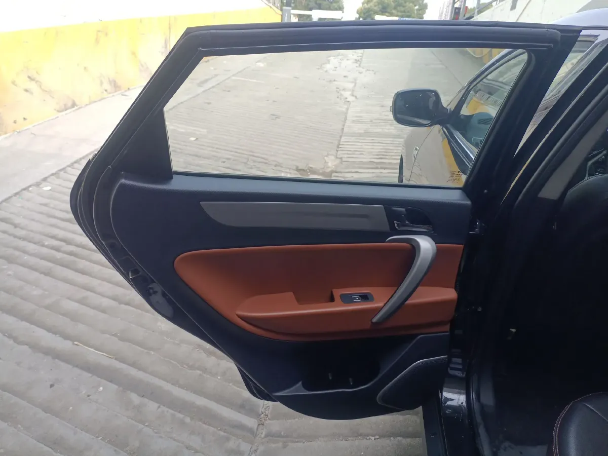 2013 JAC Refine S5 2.0T 177HP L4 6MT,autocango,china used car exporter,china ev exporter,chinese used car exporter,chinese used ev exporter