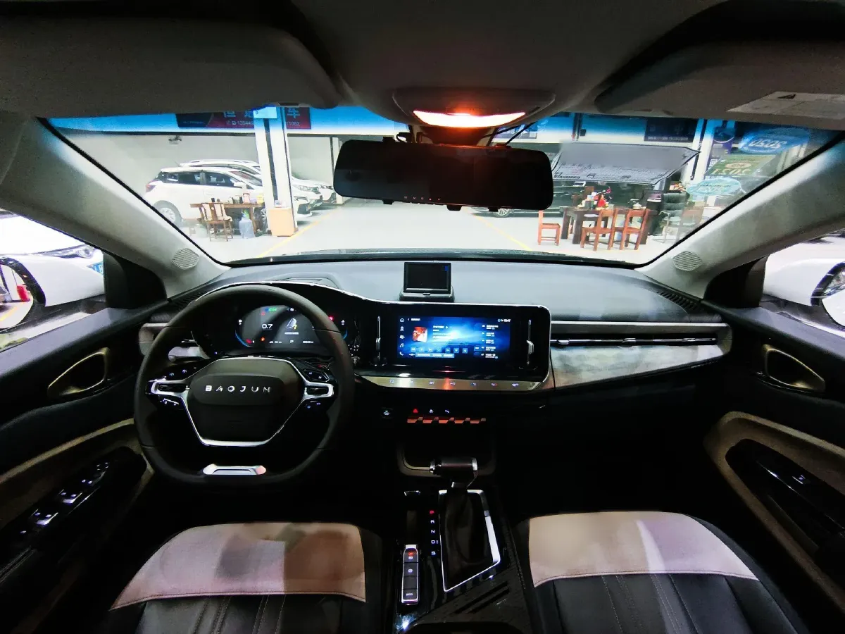 2019 BaoJun RM-5 1.5T 147HP L4 CVT,autocango,china used car exporter,china ev exporter,chinese used car exporter,chinese used ev exporter