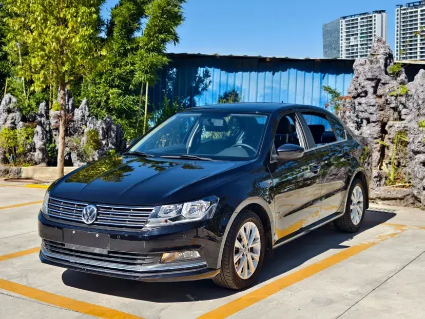 2015 Volkswagen Lavida 1.4T 131HP L4 7DCT