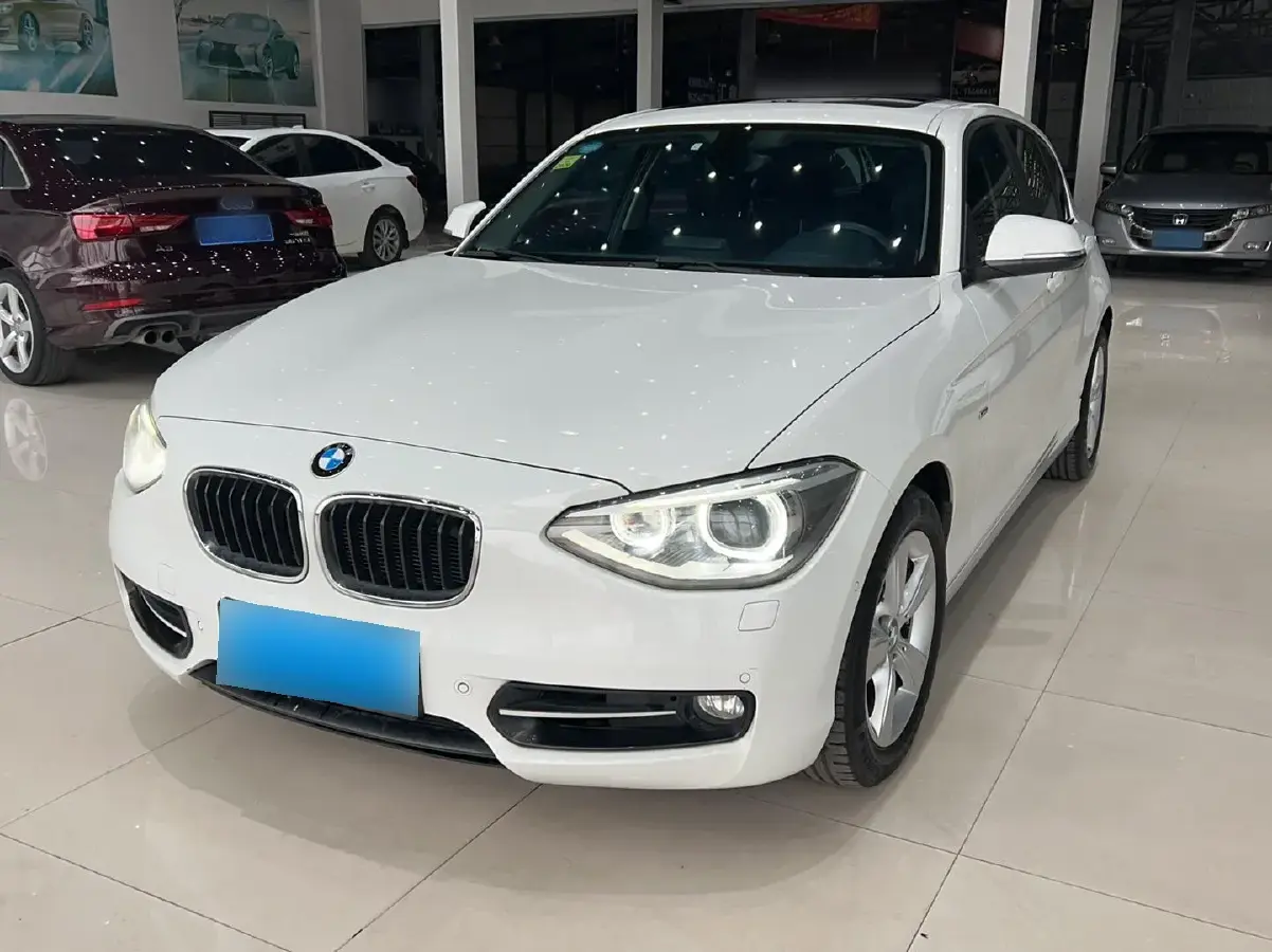 2013 BMW 1 Series 1.6T 170HP L4 8AT