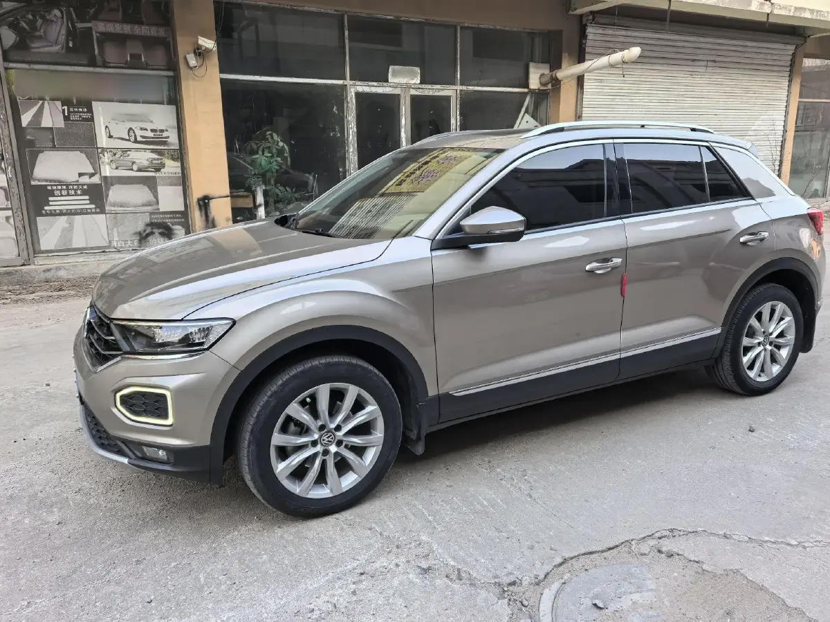2020 Volkswagen T-Roc 1.4T 131HP L4 7DCT