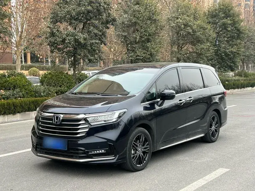 2022 Honda Odyssey 2.0L 146HP L4 E-CVT Hybrid