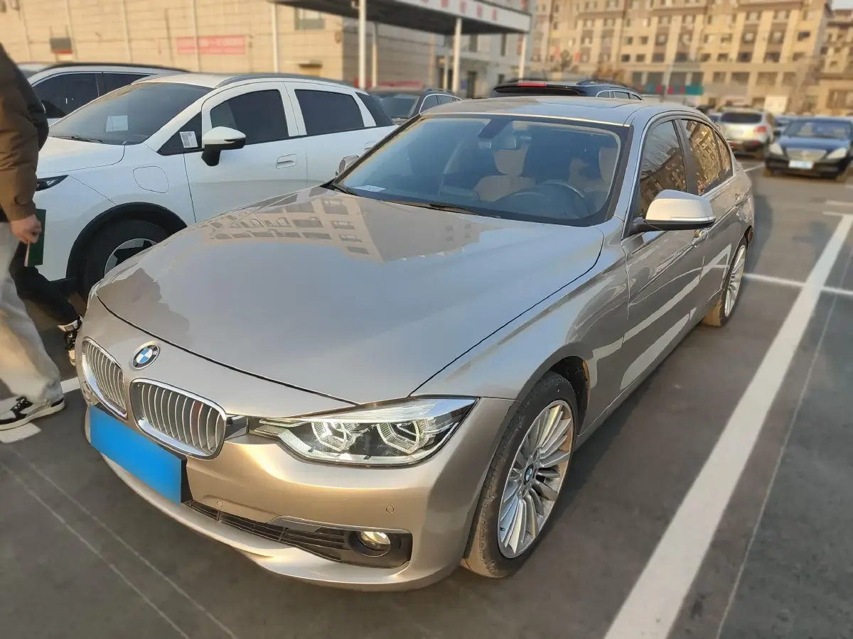 2018 BMW 3 Series 2.0T 184HP L4 8AT