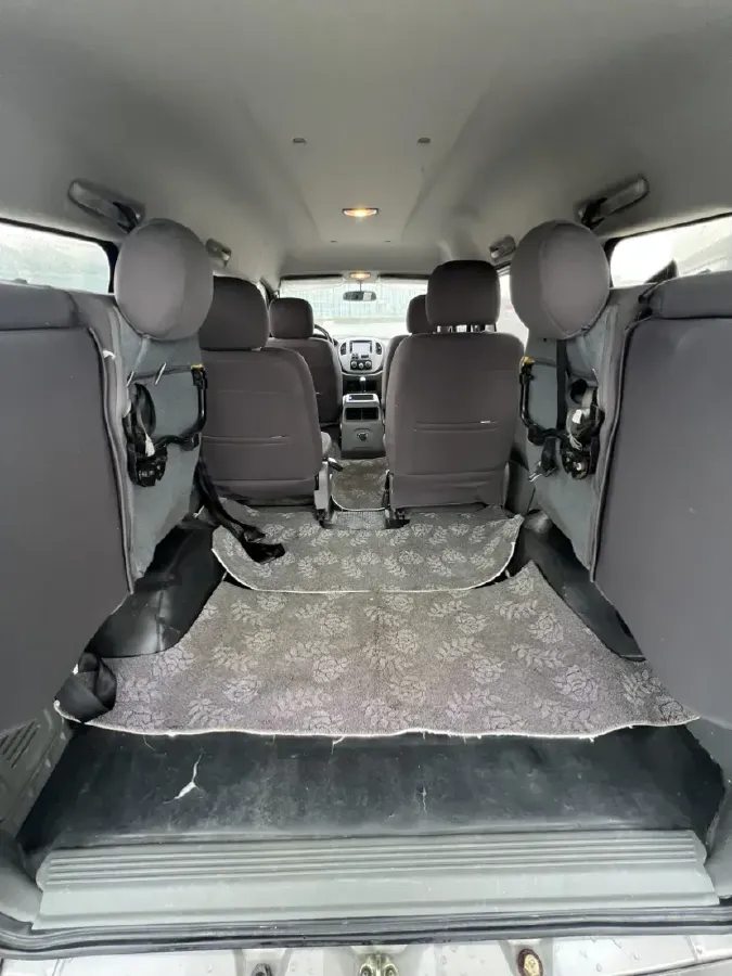 2013 DongFeng Forthing LingZhi 1.6L 113HP L4 5MT,autocango,china used car exporter,china ev exporter,chinese used car exporter,chinese used ev exporter