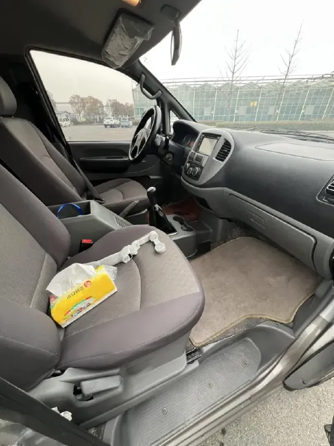 2013 DongFeng Forthing LingZhi 1.6L 113HP L4 5MT,autocango,china used car exporter,china ev exporter,chinese used car exporter,chinese used ev exporter