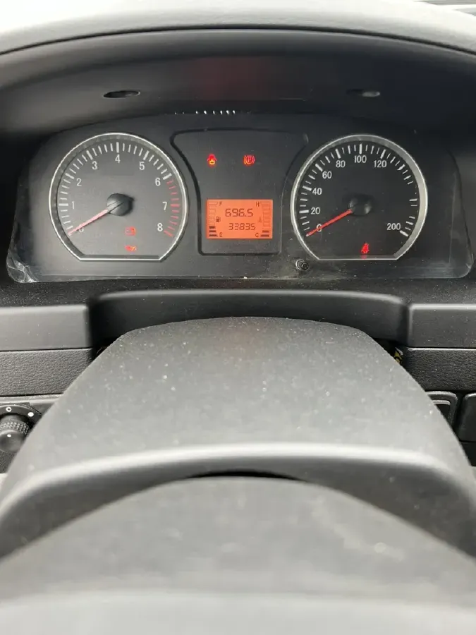 2013 DongFeng Forthing LingZhi 1.6L 113HP L4 5MT,autocango,china used car exporter,china ev exporter,chinese used car exporter,chinese used ev exporter