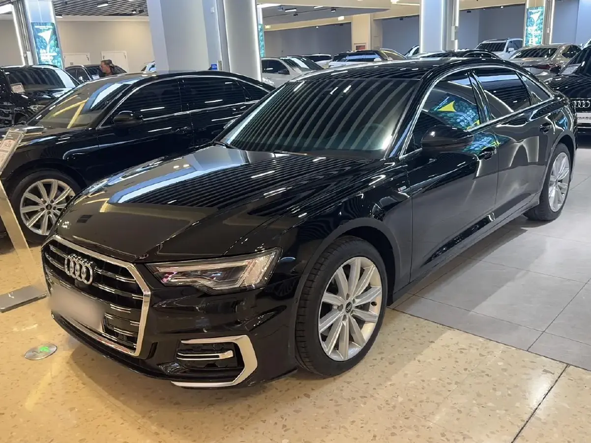 2024 Audi A6L 2.0T 245HP L4 7DCT