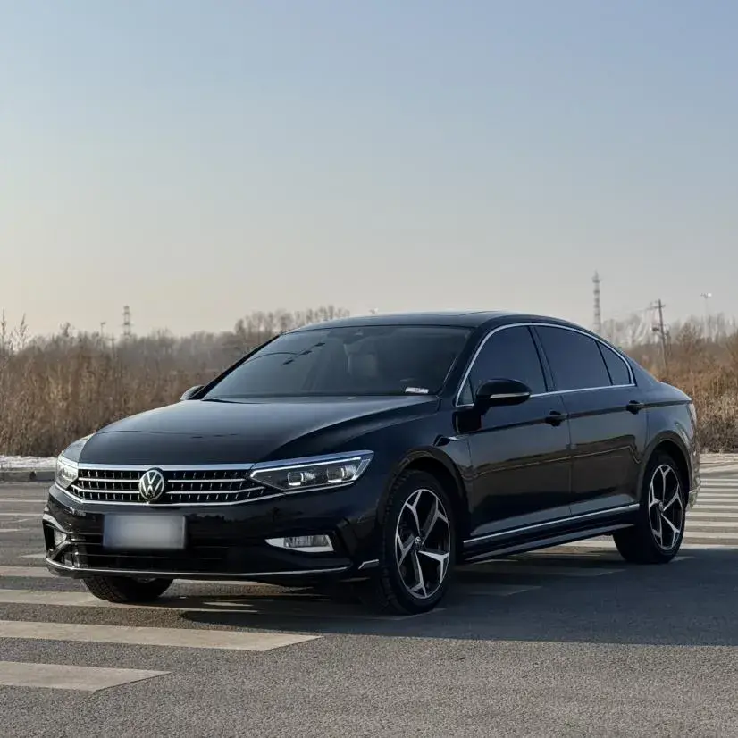 2023 Volkswagen Magotan 2.0T 220HP L4 7DCT