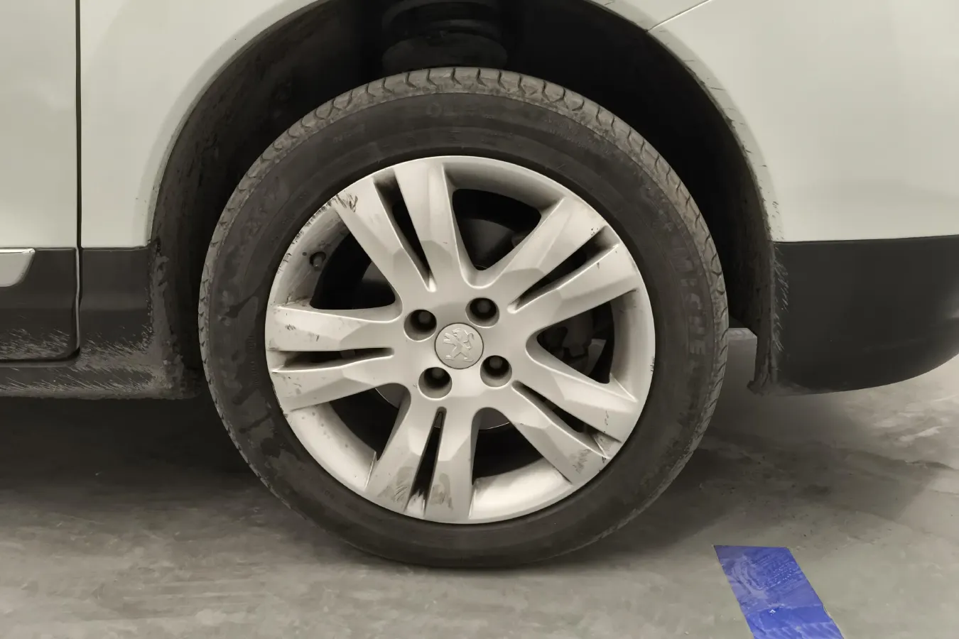 2015 Peugeot 3008 1.6T 167HP L4 6AT,autocango,china used car exporter,china ev exporter,chinese used car exporter,chinese used ev exporter